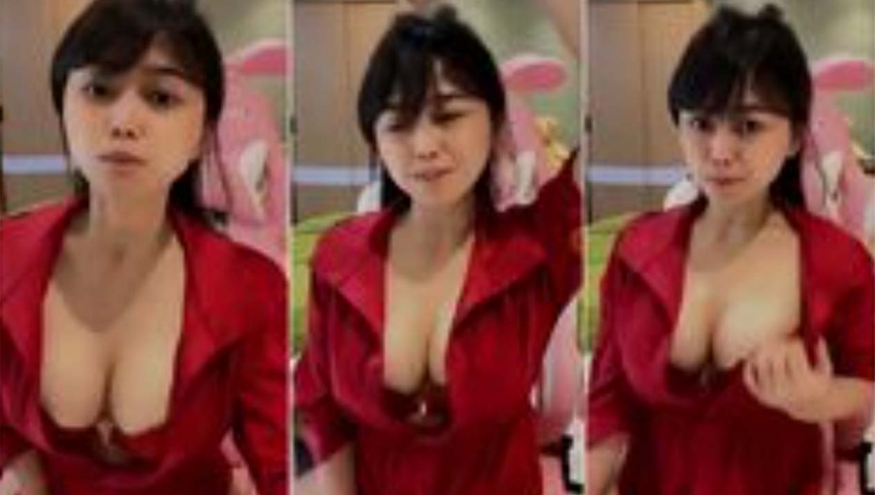 Bokep Live – Belahan Dada Miss Bintang HOT