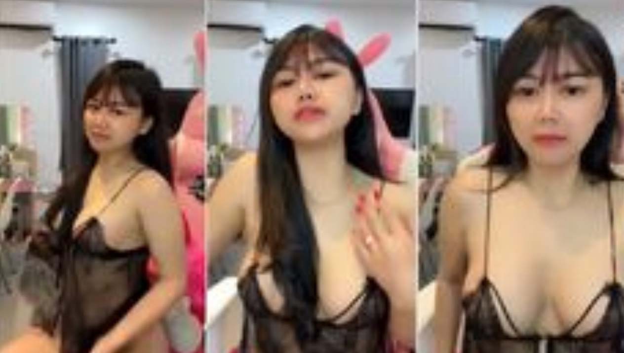 Bokep Live – Miss Bintang Telanjang Baju Transparan