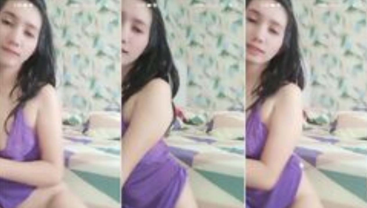 Bokep Live – Jembut Memek Miss Feby