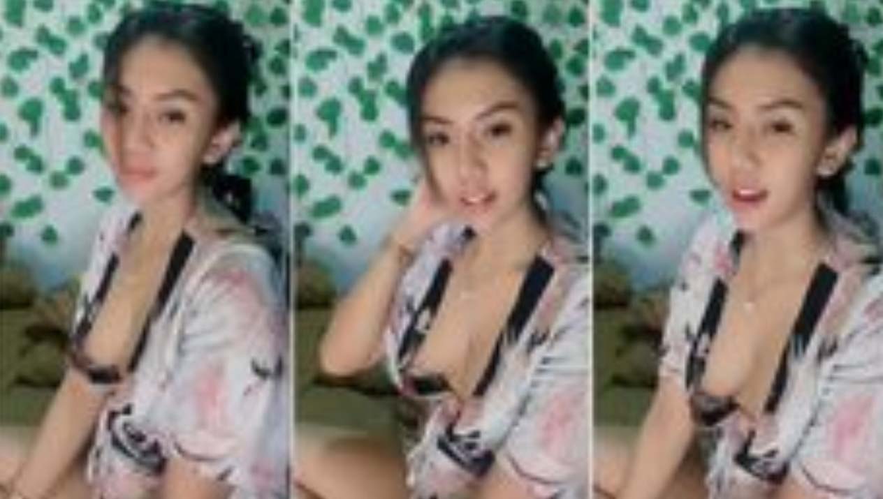 Bokep Live – Miss Babyfox Cantik Uting Ngintip