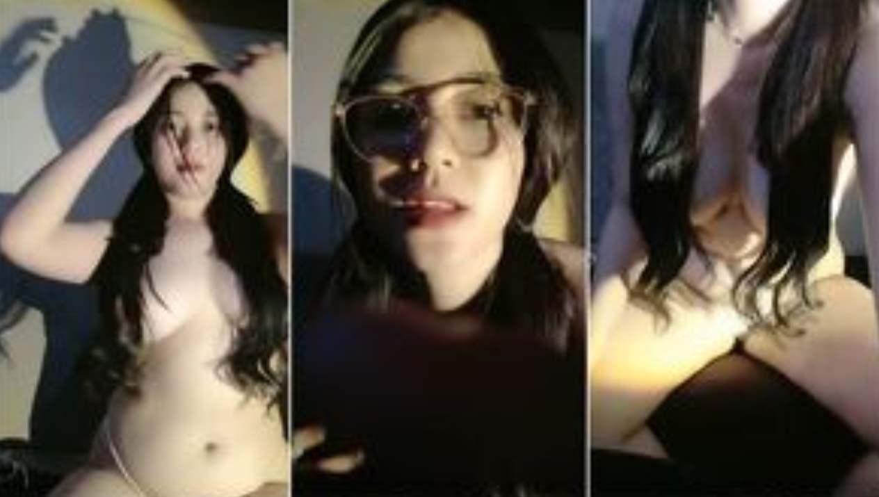 Bokep Live – Miss Kylee Kobel Memek Desah Becek