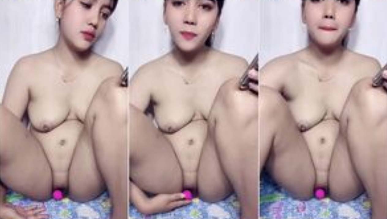 Bokep Live Hot51 – Tampil Bugil Miss Rheya Baru Omek Udah Gemeter