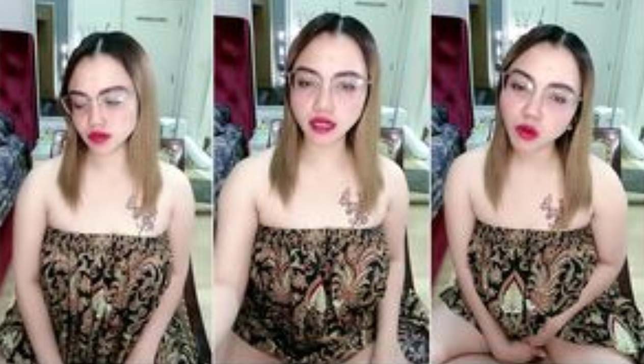 Bokep Live Hot51 – Miss Sherly Ngundang Tukang Pijat Malah Jadi Sange