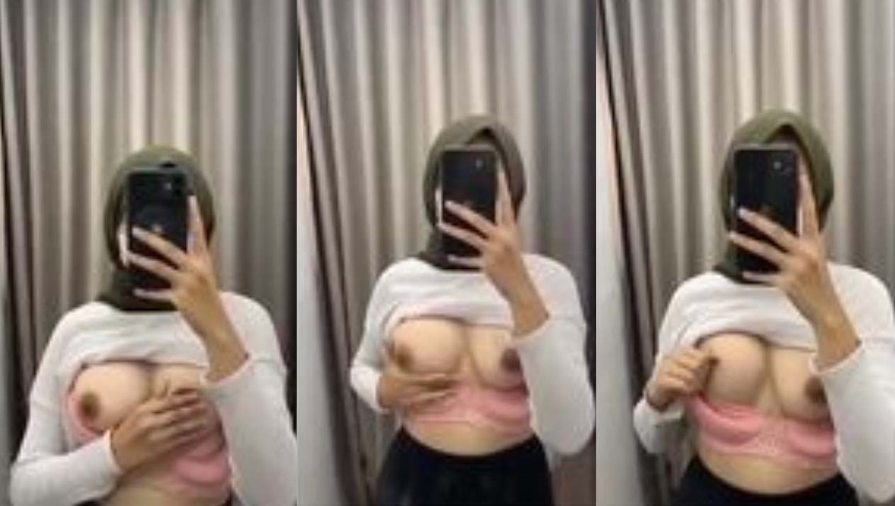 Bokep Jilbab – Pap Toket dari Kak Liza Hijabers Cantik Nih
